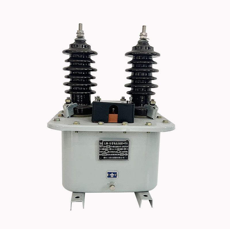 Zunanja transformacija toka 10KV z oljem